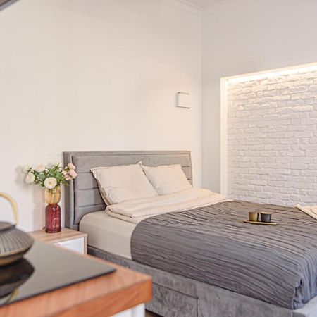 Welcoming Studio In Historic Vilnius With Free Parking By Urban Rent Apartment Exterior photo