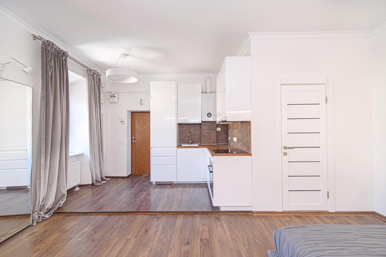 Welcoming Studio In Historic Vilnius With Free Parking By Urban Rent Apartment Exterior photo